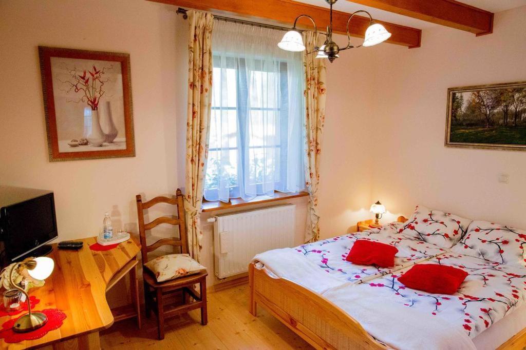 Willa nad Popradem Bed and Breakfast Piwniczna-Zdroj Exterior foto