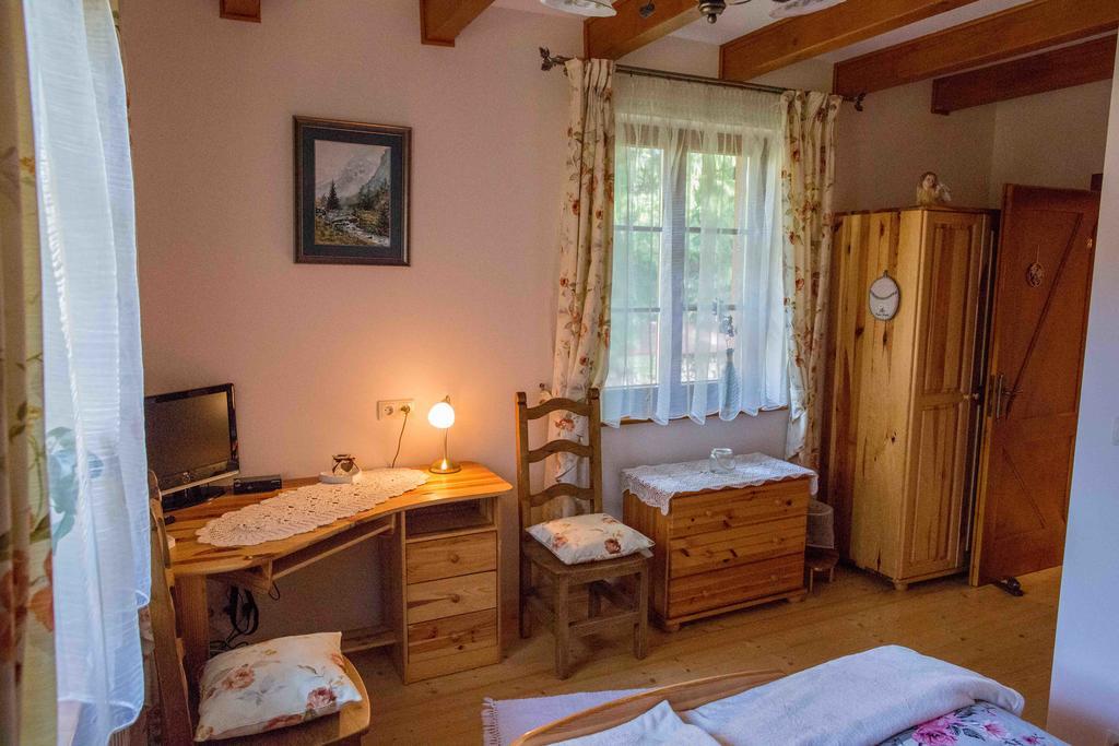 Willa nad Popradem Bed and Breakfast Piwniczna-Zdroj Exterior foto